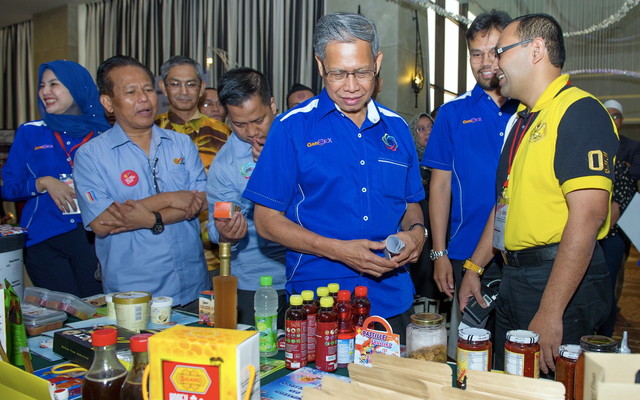 Mustapa Urges SMEs To Export Their Products