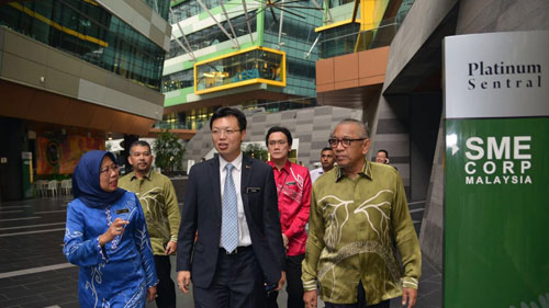 Official Visit by YBTM (Trade) YB Datuk Chua Tee Yong to SME Corporation Malaysia Headquarters, 1 September, 2016