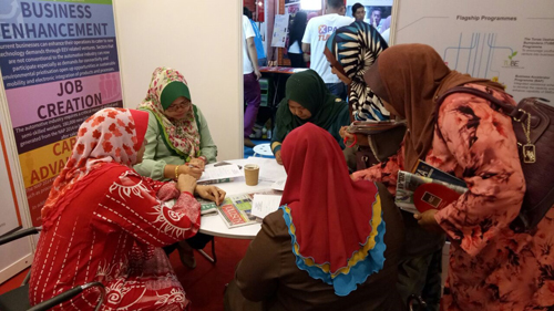 MITI and Agencies Participation In Corporate Exhibition In Conjuction With Perhimpunan Agong UMNO 2016